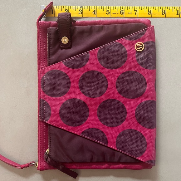 Lululemon pouch/clutch 2-in-1 - Picture 9 of 11